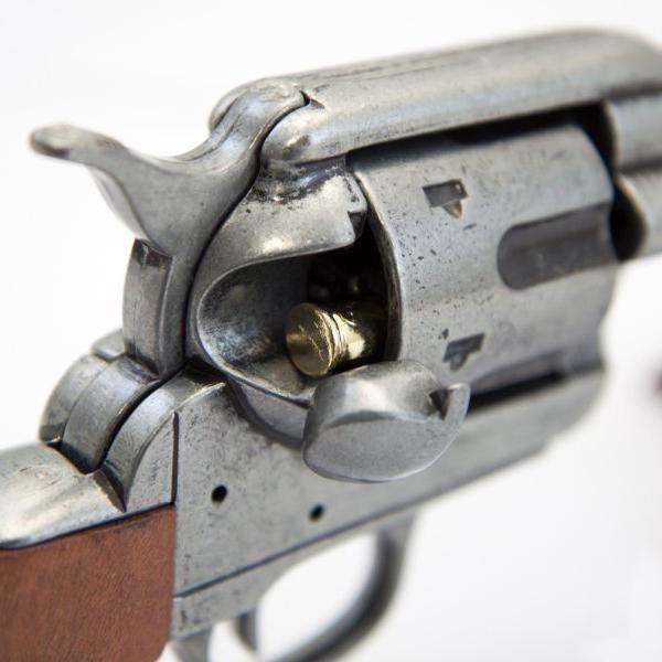 Револьвер 45-го калибра магазин Status в Ташкенте
