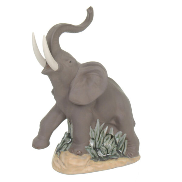 Фарфоровая статуэтка “Слон” магазин Status в Ташкенте