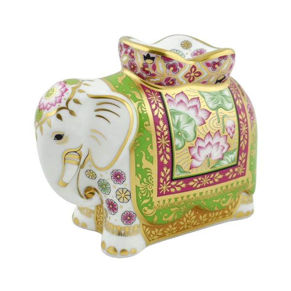 Индийская мать-слон Рани магазин Status в Ташкенте